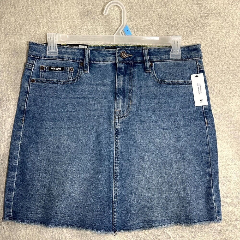 NWT DKNY Ladies Mid Rise Denim Skirt Size 10 Medium Wash
